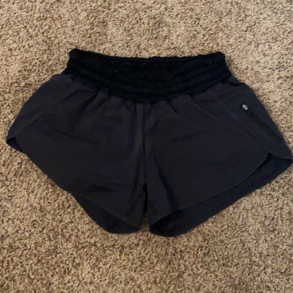 lululemon athletica Pants - lululemon shorts !!
